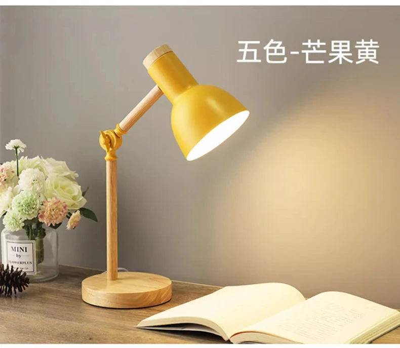 Lampe de bureau enfant scandinave en bois