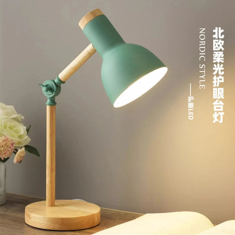 Lampe de bureau enfant scandinave en bois