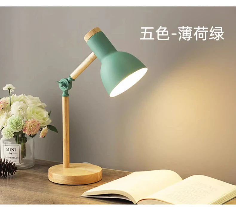 Lampe de bureau enfant scandinave en bois