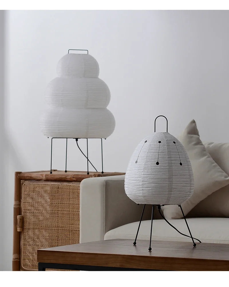 Lampe de bureau LED en papier de riz sur trépied en métal