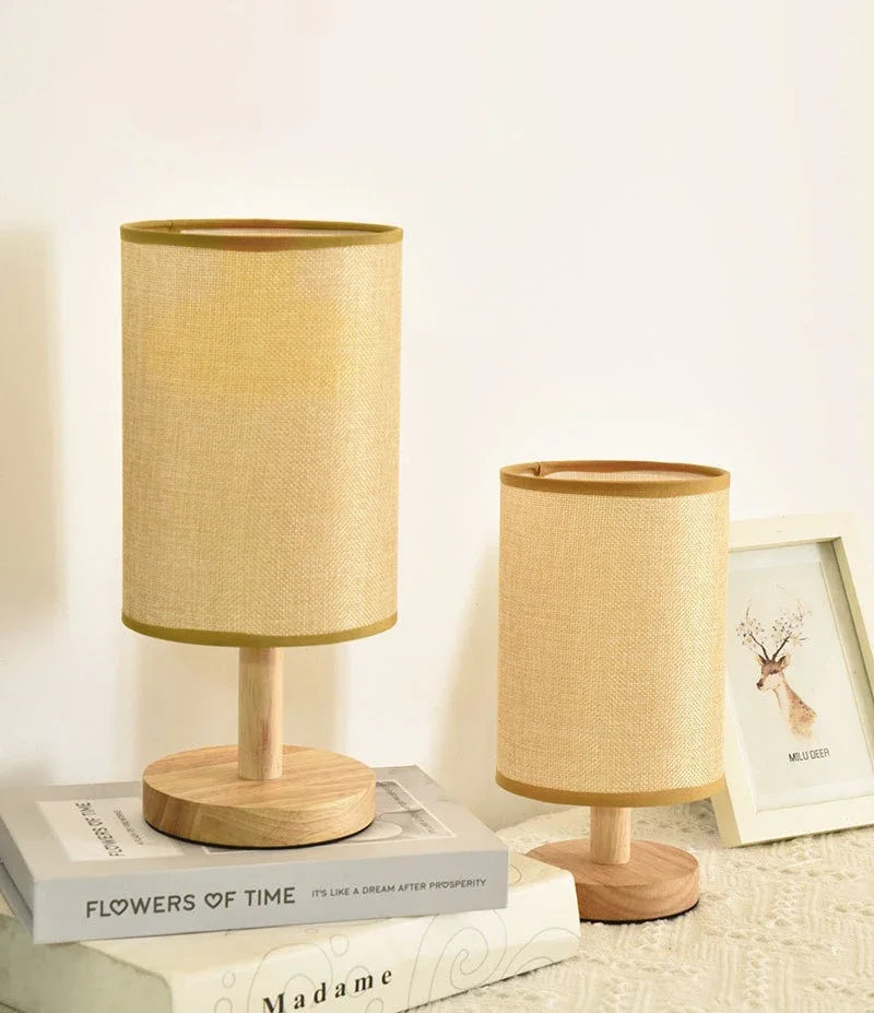 Lampe de bureau LED abat-jour en tissu et pied en bois, 3 teintes